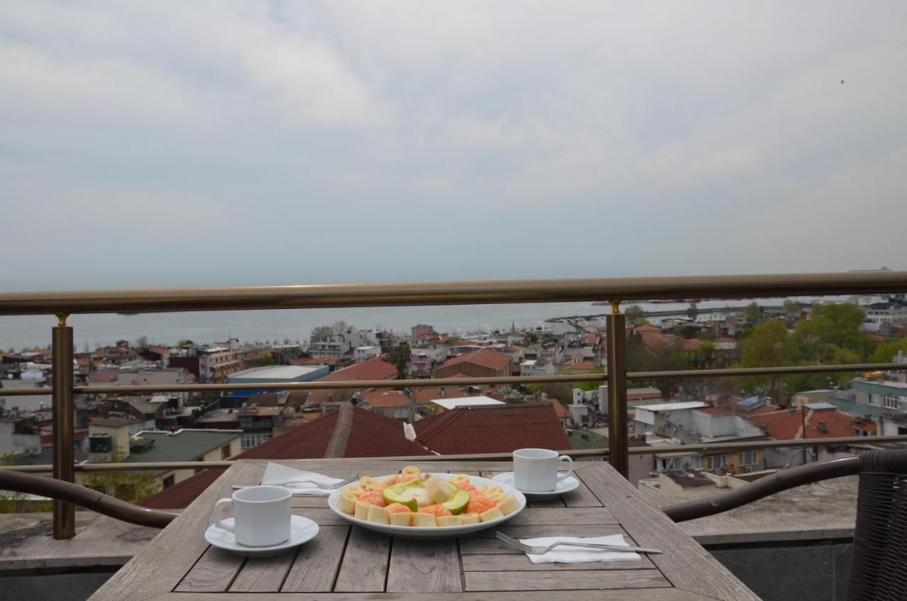 The Reina 3* Istambul